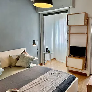 Cozy 3 Km Away From Duomo Milán